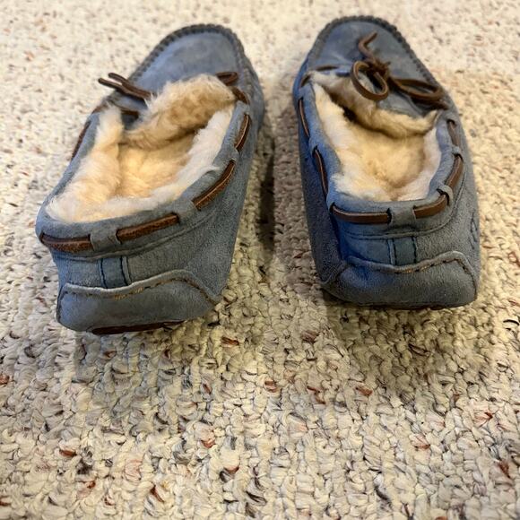 UGG Womens 8 Dakota Suede Sheep wool Moccasins Slippers Sheepskin Shoes Blue - Picture 3 of 15